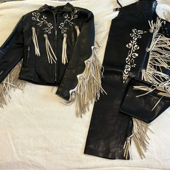 Black/Cream Fringe Rare Leather Jacket and Chaps. Excellent condition. Sz Medium - Picture 4 of 16